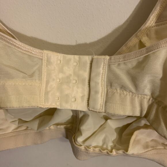 Breezies Sz 40C Wild Rose Seamless Wirefree Support Bra Womens Champagne A260367 - Picture 14 of 15